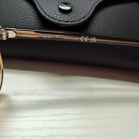 Ray-Ban
Bill 56mm Gradient
Square Sunglasses - Picture 2 of 7